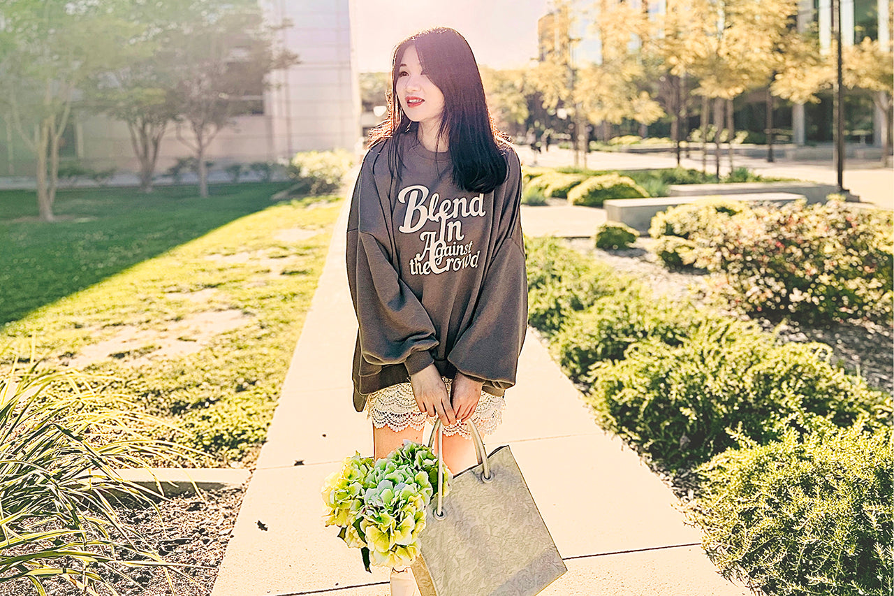 Cursive Women Sweatshirt | brown