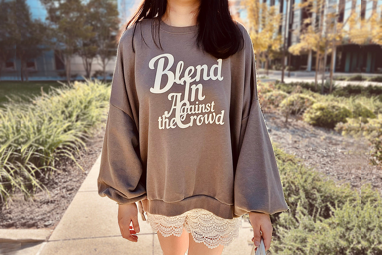 Cursive Women Sweatshirt | brown