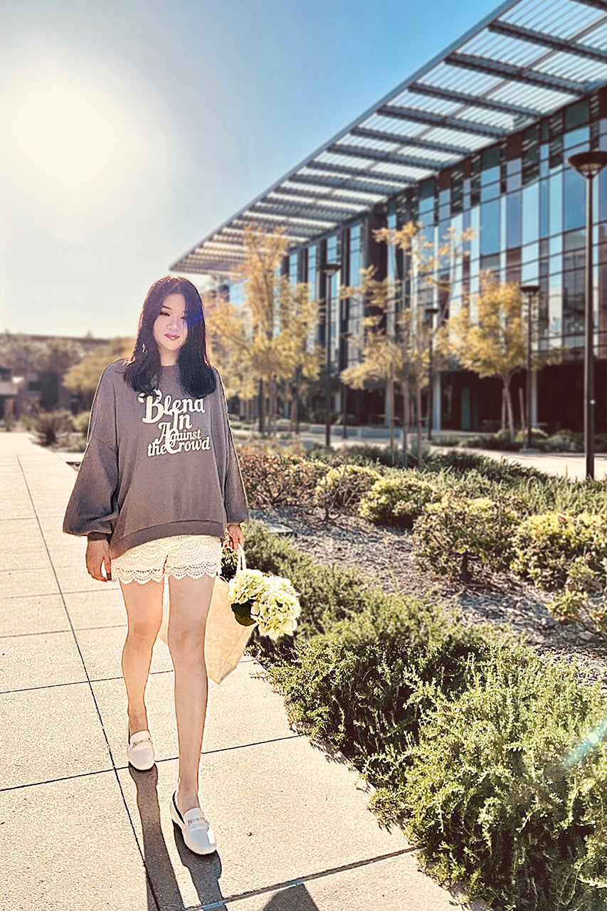 Cursive Women Sweatshirt | brown