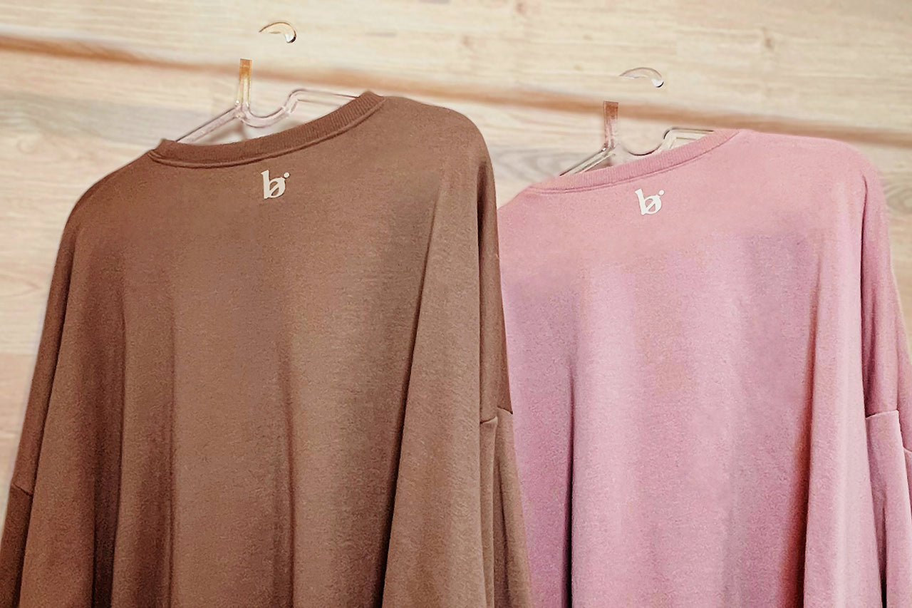 Cursive Women Sweatshirt | brown