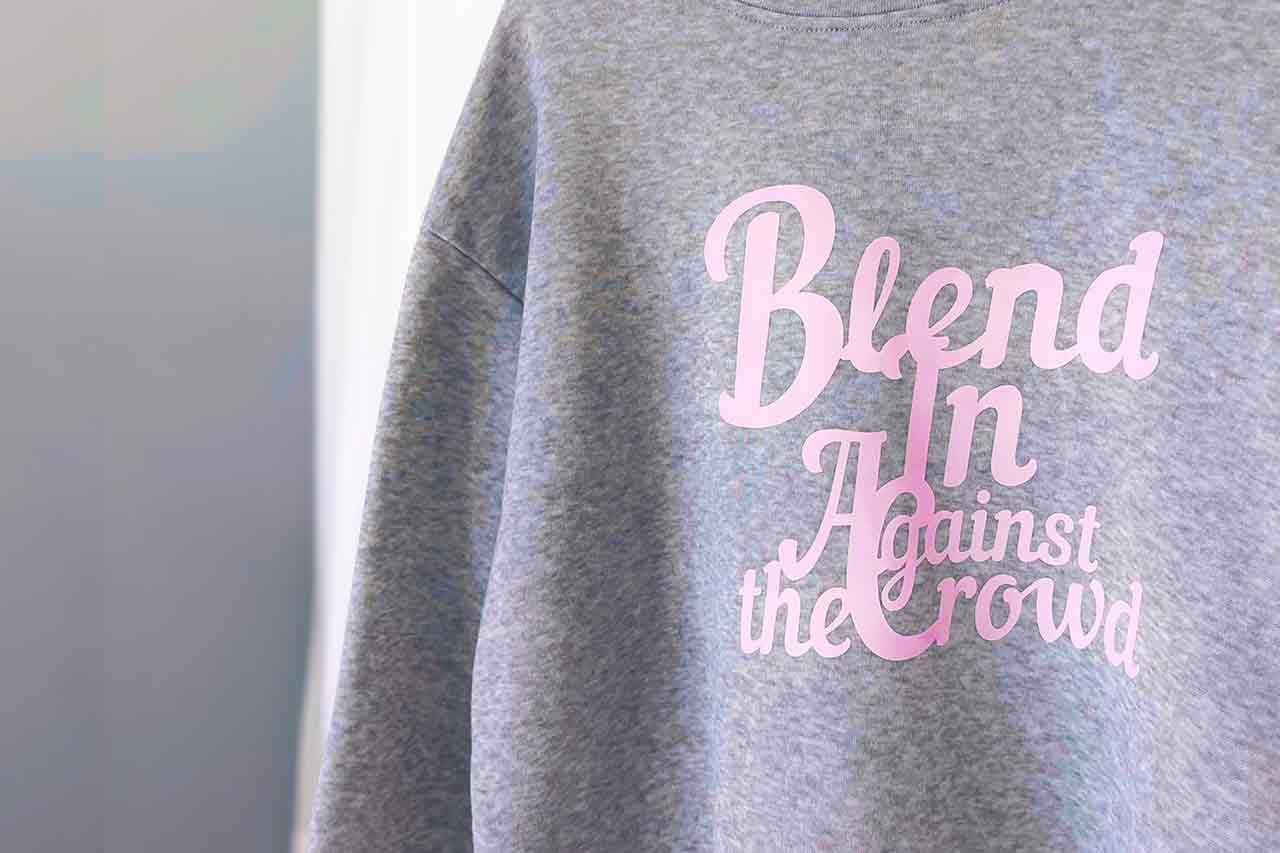 Cursive Women Sweatshirt | brown