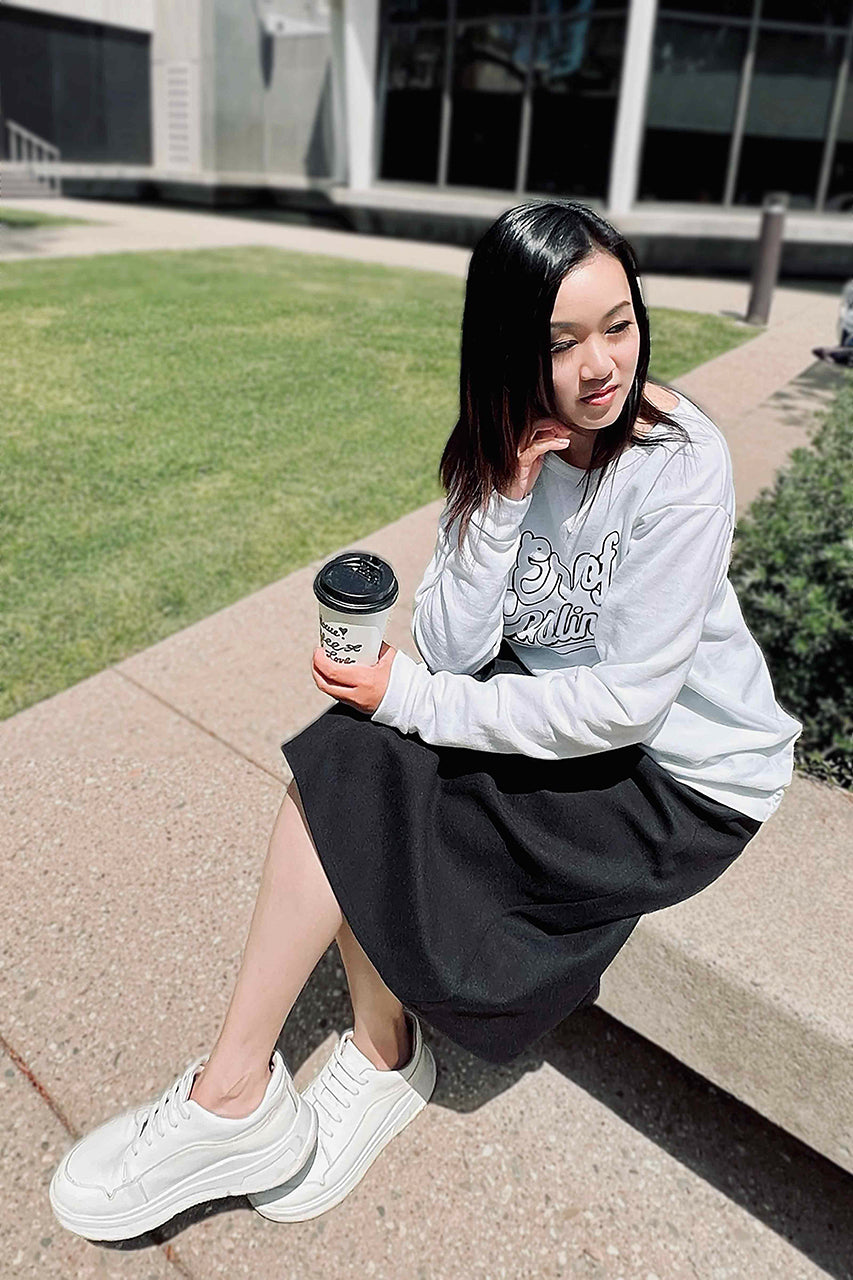 Outlined Women Sweatshirt | black