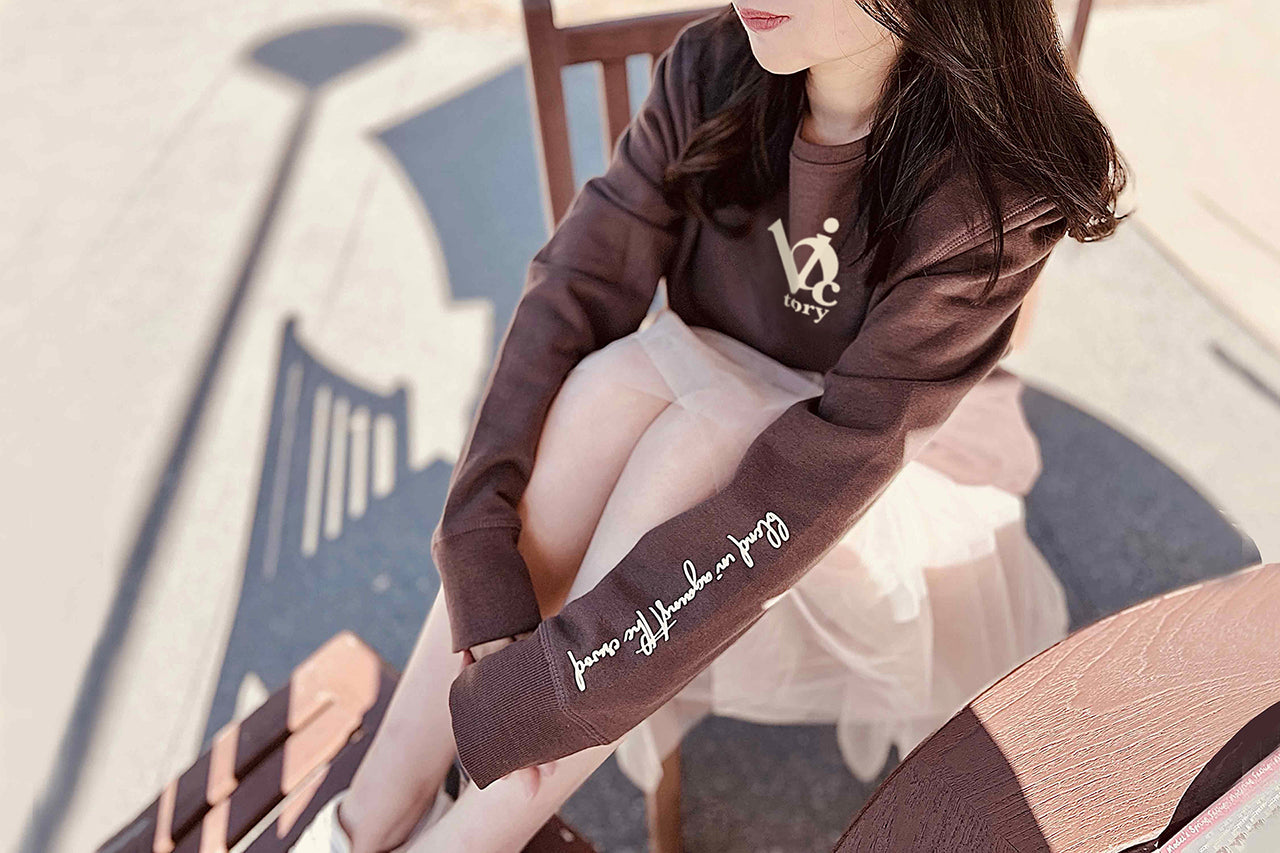 Vheart Women Sweatshirt | brown